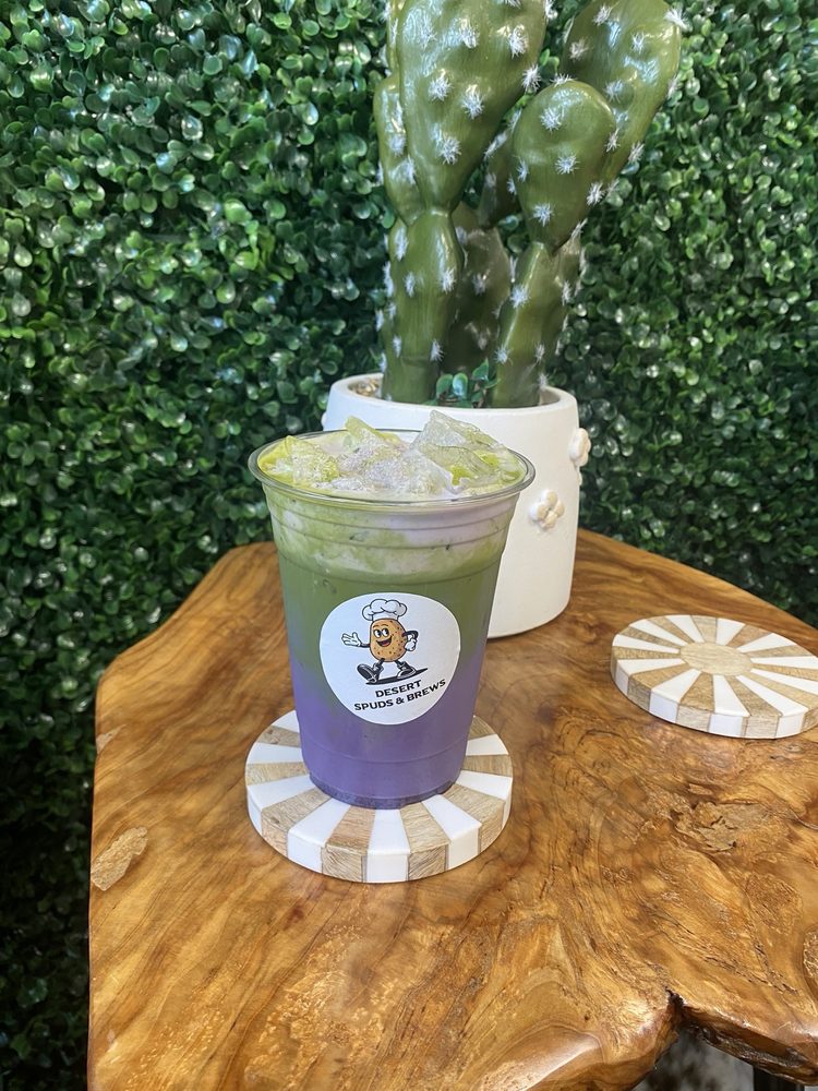 Desert Spuds & Brews Logo