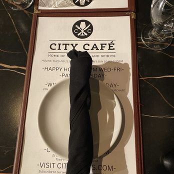 City Cafe - Seating - Salad Near Me - Yuba City, California