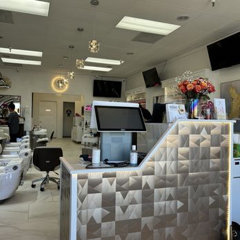 Glossy Nails & Spa - Such classy decor - Nail Salons Near Me - Palm Desert, California Glossy Nails & Spa - Such classy decor - Nail Salons Near Me - Palm Desert, California