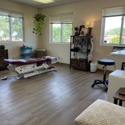 Santa Fe Sport and Spine - Chiropractic Treatment Room