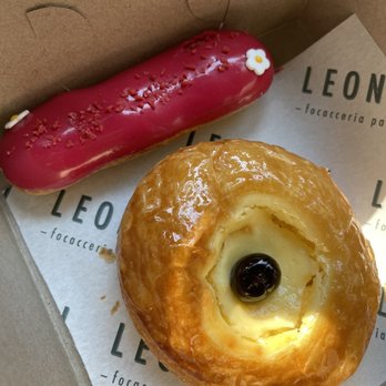 Cafe Leonelli - Strawberry eclair & cream danish - Italian Near Me - Houston, Texas Cafe Leonelli - Strawberry eclair & cream danish - Italian Near Me - Houston, Texas