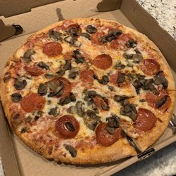 Sal's Pizzeria - 12" Pepperoni and Mushroom