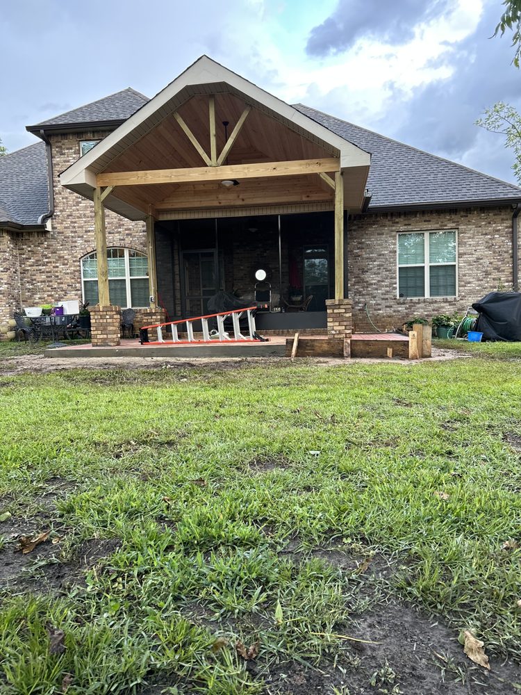 Slide of Construction Gomez