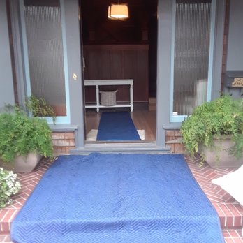 Pro Movers - Floor runner to protect your floor! - Movers Near Me - Oakland, California