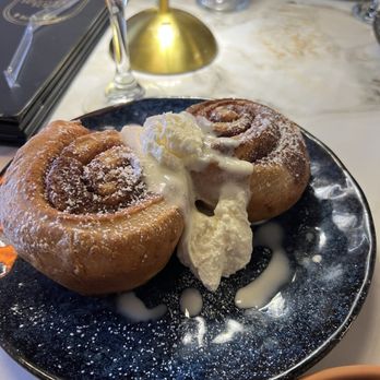 Robinson Room - Cinnamon Roll! Delicious and warm - Desserts Near Me - Columbia, South Carolina Robinson Room - Cinnamon Roll! Delicious and warm - Desserts Near Me - Columbia, South Carolina