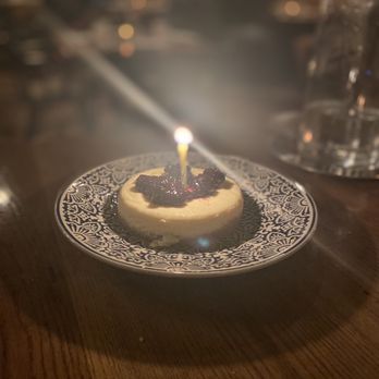 The Lost Fox - Cheesecake - New American Near Me - Ashburn, Virginia