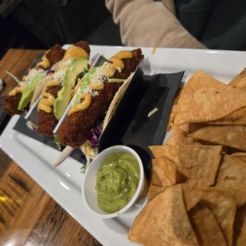 KIN Windsor - Fish Tacos - New American Near Me - Windsor, California