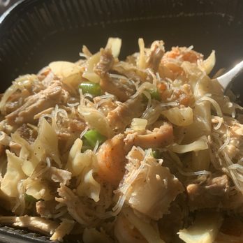 Mama Rosa Grill - Rice Noodles (Pancit Bihon)- the portions are plentiful. This was breakfast, the next day. - Barbeque Near Me - Middle River, Maryland
