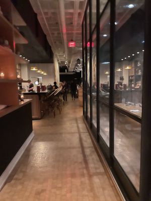 Hidden Bar at Noelle by null