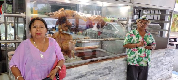 Lechonera Los Amigos (Guavate) by null