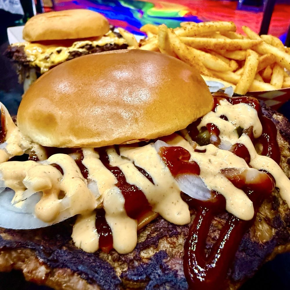 Burger 3000 - April 15, 2026 | Wednesday | Vegan Burger for me! | Other burger is with Meat | Shared Fries! | - Burgers Near Me - Los Angeles, California