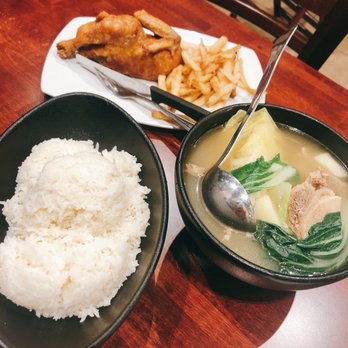 Max’s Restaurant - Chicago - Filipino Near Me - Chicago, Illinois Max’s Restaurant - Chicago - Filipino Near Me - Chicago, Illinois