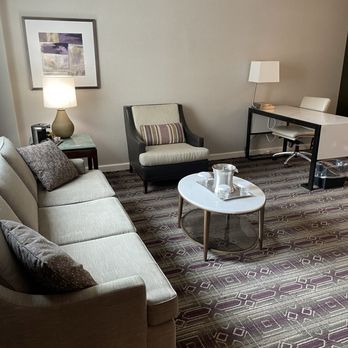 Hilton Harrisburg - Room 1411 - Hotels Near Me - Harrisburg, Pennsylvania Hilton Harrisburg - Room 1411 - Hotels Near Me - Harrisburg, Pennsylvania