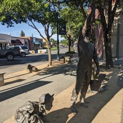 Valley Harvest Sculpture - Valley Harvest Sculpture, Vacaville