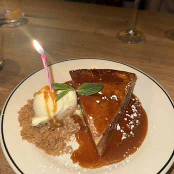Laurel Grill - Apple pie - American Near Me - Culver City, California