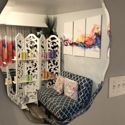 Tramacera's Trends Salon & Gifts - Welcome