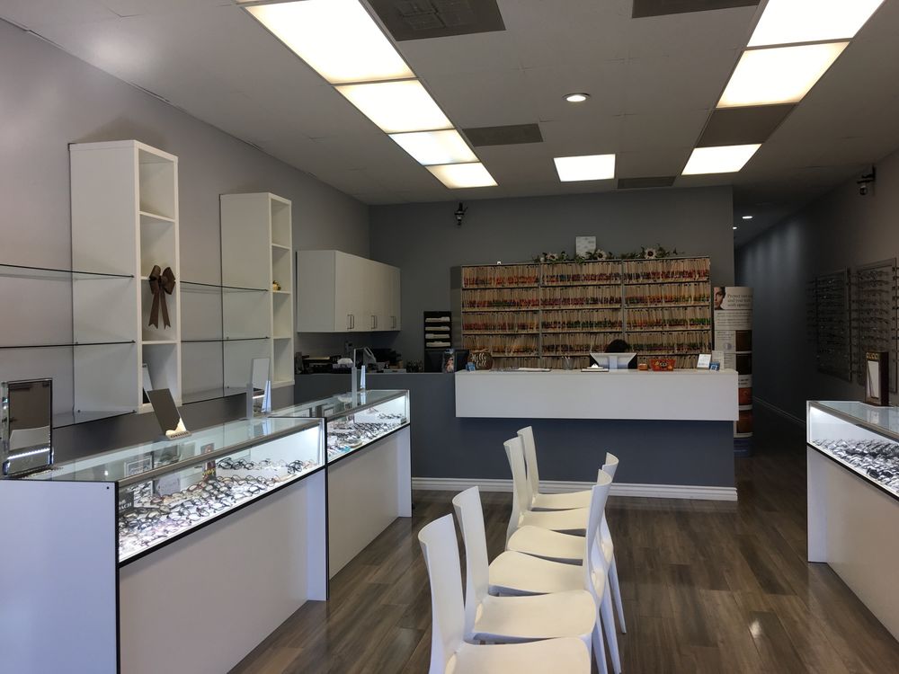 VALLEY OPTOMETRIC ASSOCIATES Updated October 2024 33 Reviews 7100