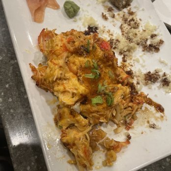 Sagano - This is the volcano roll I believe. So gross! But "that's how they do it" so just be aware! - Japanese Near Me - Fenton, Michigan Sagano - This is the volcano roll I believe. So gross! But "that's how they do it" so just be aware! - Japanese Near Me - Fenton, Michigan