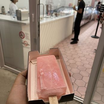 Fantasticks - Rose Popsicle - Gelato Near Me - Gaithersburg, Maryland