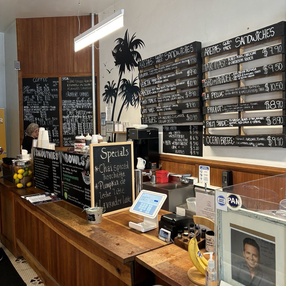 11 Degrees North - Coffee & Tea Near Me - Chicago, Illinois 11 Degrees North - Coffee & Tea Near Me - Chicago, Illinois