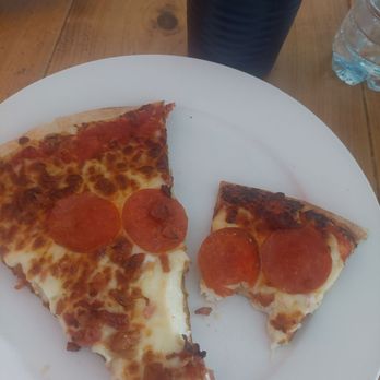 Island Rainbow Pizza - Wonderful people and super great pizza! The customer service is fantastic as is the ice cream. - Pizza Near Me - Dauphin Island, Alabama Island Rainbow Pizza - Wonderful people and super great pizza! The customer service is fantastic as is the ice cream. - Pizza Near Me - Dauphin Island, Alabama