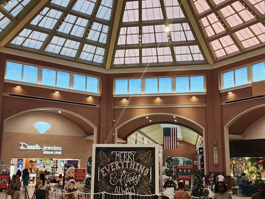 Pembroke Lakes Mall by null