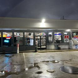 Y All’s 605 Gas Station