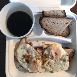 Barbarossa Bäckerei - Strammer Max & Caffe Crema