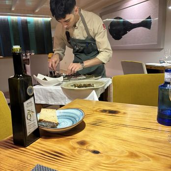 A Horta do Obradoiro - Deboning the fish - Modern European Near Me - Santiago de Compostela, C A Horta do Obradoiro - Deboning the fish - Modern European Near Me - Santiago de Compostela, C