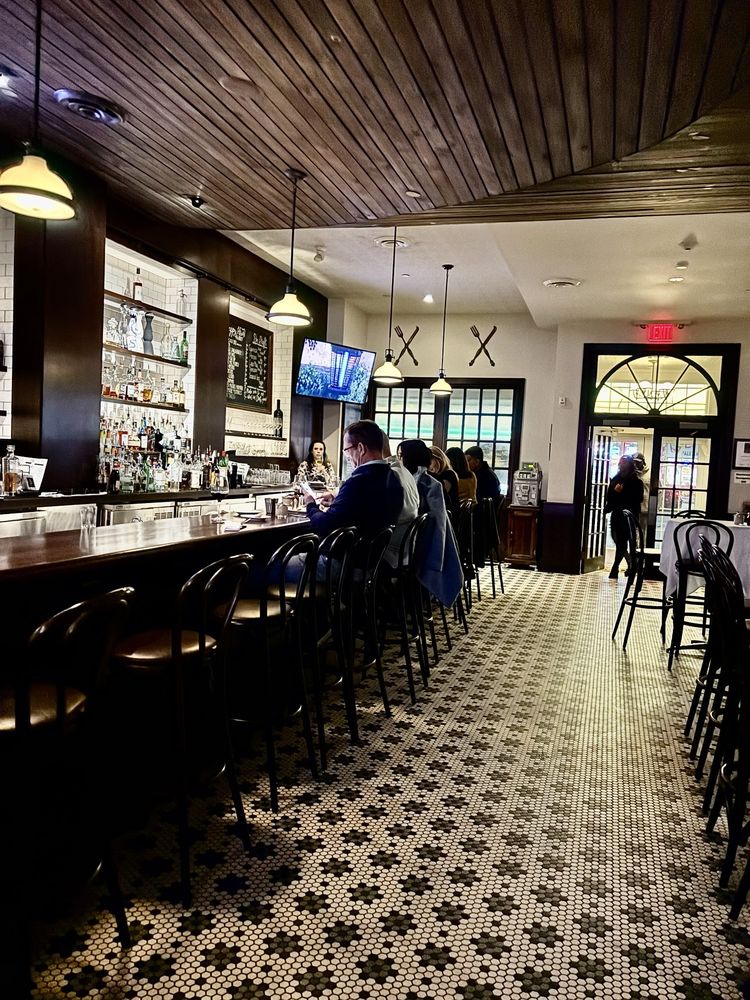 Dock's Oyster House
