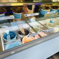 Scoops Away Ice Cream & Candy - Scoops Away