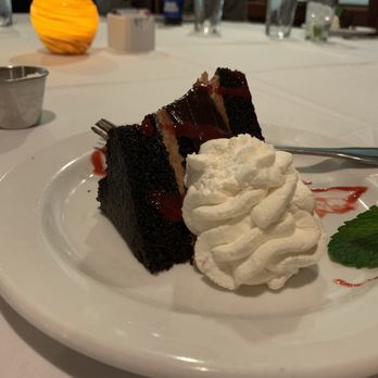 Ditka's Oakbrook - American Near Me - Oakbrook Terrace, Illinois
