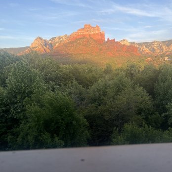 Hideaway House - Pizza Near Me - Sedona, Arizona Hideaway House - Pizza Near Me - Sedona, Arizona