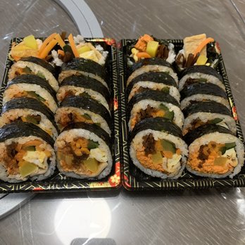 Rolly Kimbab - Tuna and kimchi kimbab and spicy tuna kimbab - Korean Near Me - Flushing, New York