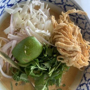 Kin Dee - Northern Crispy Noodles - Thai Near Me - Houston, Texas