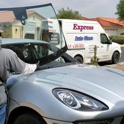Express Auto Glass - Express Auto Glass Install