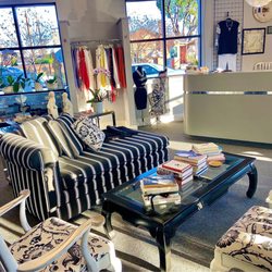 Brown House on H - Stylish & inviting interior. The owner, Doris, is a kick and truly has excellent fashion sense.