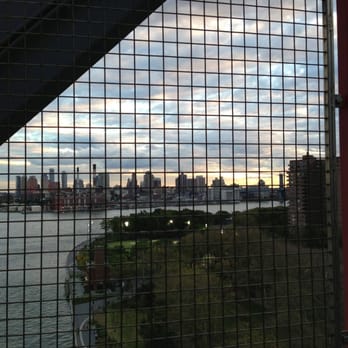 Williamsburg Bridge - Landmarks & Historical Buildings Near Me Williamsburg Bridge - Landmarks & Historical Buildings Near Me