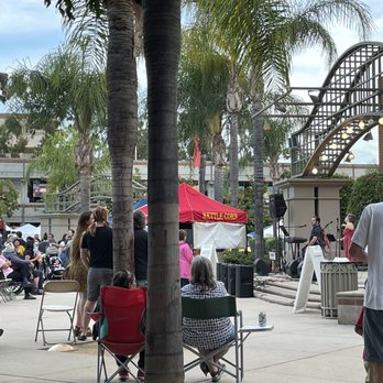 Fullerton Market - People listening to the band. - Farmers Market Near Me - Fullerton, California