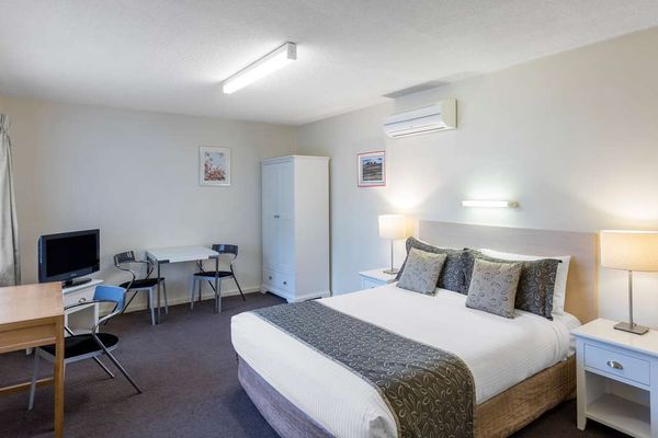 Adelaide Granada Motor Inn by null