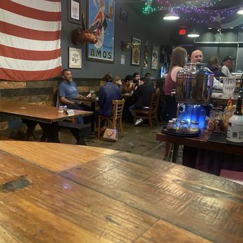 Dutch's Brewhouse - Breweries Near Me - Long Beach, California