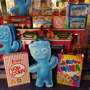 IT'SUGAR - Candy Stores Near Me - Tempe, Arizona