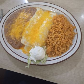 La Tapatia - Enchiladas Blanco - Mexican Near Me - Bakersfield, California La Tapatia - Enchiladas Blanco - Mexican Near Me - Bakersfield, California