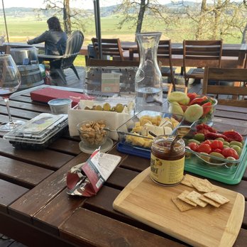 Johan Vineyards - I brought my own snacks. - Wineries Near Me - Rickreall, Oregon