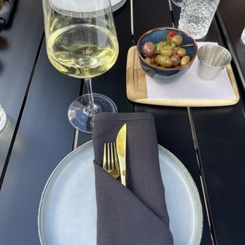 Belleville Wine Bar - Wine Bars Near Me - Reno, Nevada