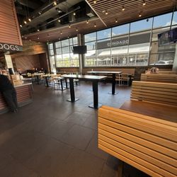 Shake Shack Lexington - Inside seating