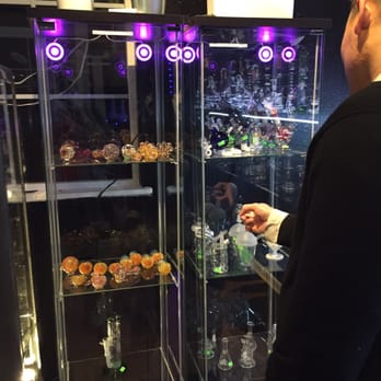 Rolling High Smoke & Vape - Vape Shops Near Me - Burien, Washington