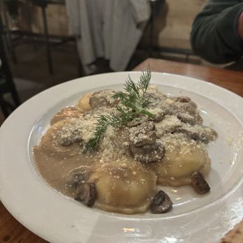 Piacere Mio Del Sur - Ravioli Di Carne Ai Funghi - Pizza Near Me - San Diego, California Piacere Mio Del Sur - Ravioli Di Carne Ai Funghi - Pizza Near Me - San Diego, California