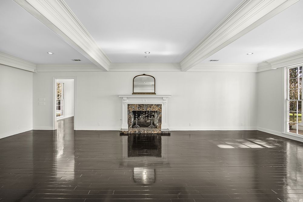 Slide of Chastain Construction