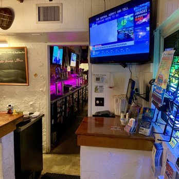 Herbie's Bar and Chowder House - Bars Near Me - Marathon, Florida